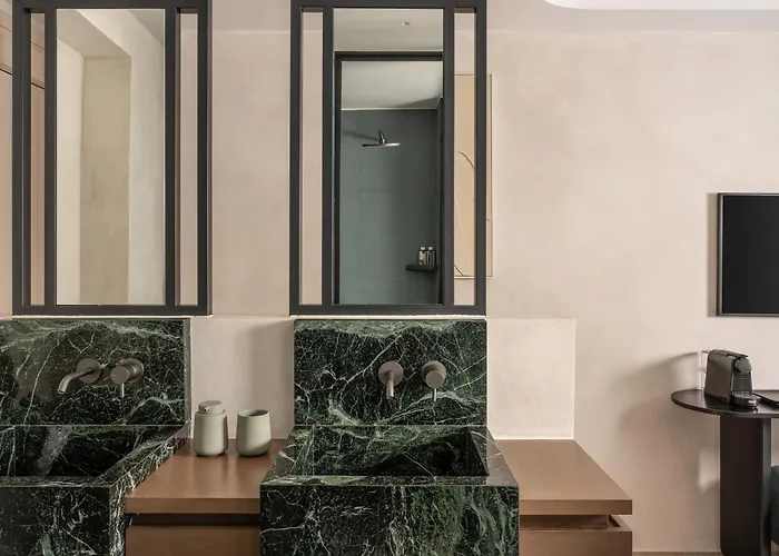 Kratisti * Ermoupoli